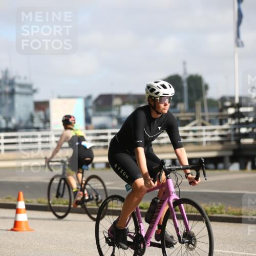 17.08.2025 - KN Förde Triathlon 2025 Yannick Fuchs http://msf.ph/oto/8617641 17.08.2025 09:42:11 Radfahren 111, 125, 127, 148, 174, 202, 215, 219, 242, 245, 111, 148, 186, 205, 208, 215, 218 meine-sportfotos.de
