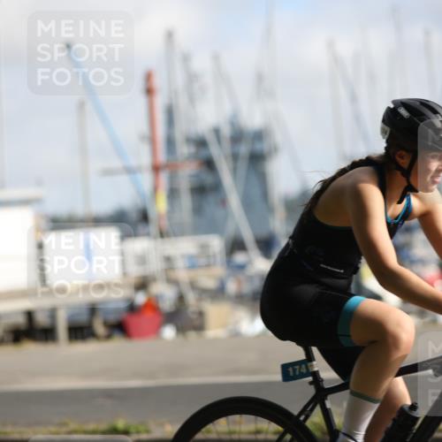 17.08.2025 - KN Förde Triathlon 2025 Yannick Fuchs http://msf.ph/oto/8617660 17.08.2025 09:42:14 Radfahren 107, 125, 174, 245, 111, 125, 127, 148, 186, 202, 205, 208, 215, 218, 219, 242 meine-sportfotos.de