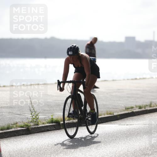 17.08.2025 - KN Förde Triathlon 2025 Yannick Fuchs http://msf.ph/oto/8617867 17.08.2025 09:43:44 Radfahren 128, 138, 148, 244, 130, 138, 237 meine-sportfotos.de