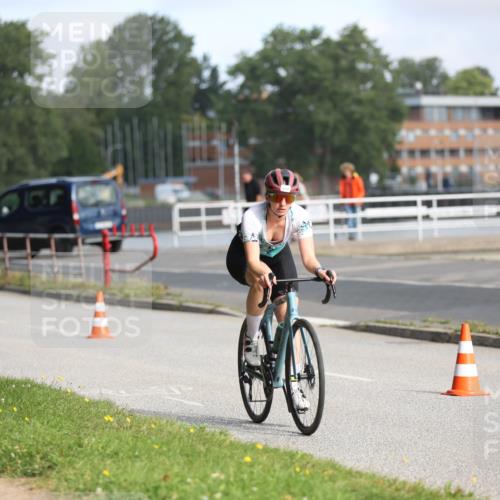 17.08.2025 - KN Förde Triathlon 2025 Yannick Fuchs http://msf.ph/oto/8617887 17.08.2025 09:43:56 Radfahren 111, 122, 127, 145, 146, 147, 148, 151, 162, 208, 215, 218, 242, 148, 244 meine-sportfotos.de