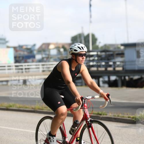 17.08.2025 - KN Förde Triathlon 2025 Yannick Fuchs http://msf.ph/oto/8617903 17.08.2025 09:43:58 Radfahren 122, 145, 146, 147, 151, 162, 205, 208, 218, 242, 111, 127, 148, 215, 244 meine-sportfotos.de
