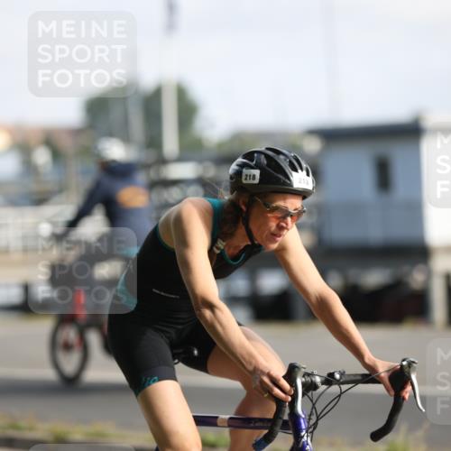 17.08.2025 - KN Förde Triathlon 2025 Yannick Fuchs http://msf.ph/oto/8617908 17.08.2025 09:44:00 Radfahren 122, 145, 146, 147, 151, 162, 205, 208, 218, 243, 111, 127, 148, 215, 242 meine-sportfotos.de