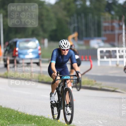 17.08.2025 - KN Förde Triathlon 2025 Yannick Fuchs http://msf.ph/oto/8617992 17.08.2025 09:44:40 Radfahren 200, 201, 212, 230, 252, 225, 246 meine-sportfotos.de