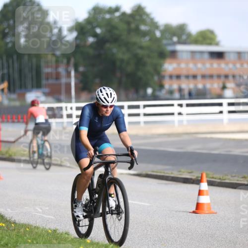 17.08.2025 - KN Förde Triathlon 2025 Yannick Fuchs http://msf.ph/oto/8617996 17.08.2025 09:44:41 Radfahren 200, 201, 212, 230, 252, 225, 246 meine-sportfotos.de