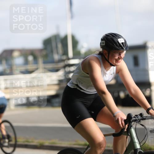 17.08.2025 - KN Förde Triathlon 2025 Yannick Fuchs http://msf.ph/oto/8618014 17.08.2025 09:44:49 Radfahren 101, 105, 150, 195, 200, 201, 230, 253, 212, 252 meine-sportfotos.de