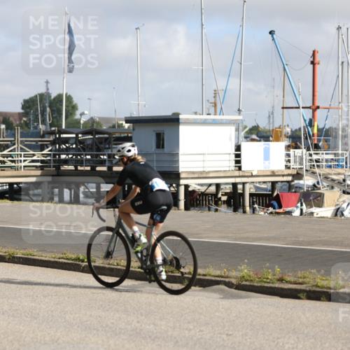 17.08.2025 - KN Förde Triathlon 2025 Yannick Fuchs http://msf.ph/oto/8618038 17.08.2025 09:44:55 Radfahren 101, 105, 195, 253, 150, 195, 200, 201, 230 meine-sportfotos.de