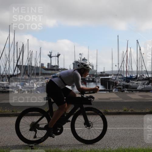 17.08.2025 - KN Förde Triathlon 2025 Yannick Fuchs http://msf.ph/oto/8618043 17.08.2025 09:51:36 Radfahren 107, 119, 125, 153, 157 meine-sportfotos.de