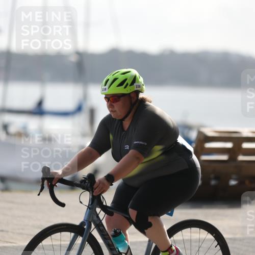 17.08.2025 - KN Förde Triathlon 2025 Yannick Fuchs http://msf.ph/oto/8618064 17.08.2025 09:45:11 Radfahren 116, 143, 166, 238 meine-sportfotos.de