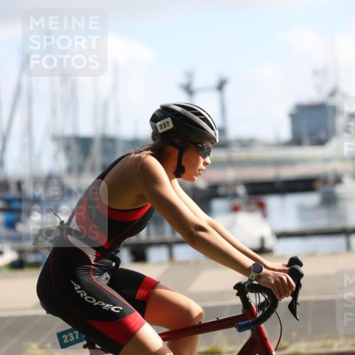 17.08.2025 - KN Förde Triathlon 2025 Yannick Fuchs http://msf.ph/oto/8618145 17.08.2025 09:45:34 Radfahren 130, 138, 142, 146, 237, 128, 130, 135, 190, 197, 235 meine-sportfotos.de