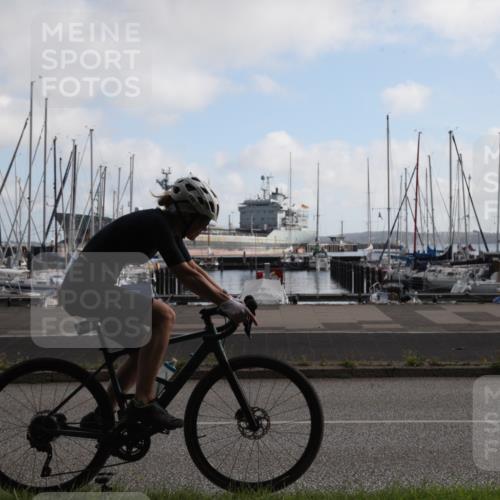 17.08.2025 - KN Förde Triathlon 2025 Yannick Fuchs http://msf.ph/oto/8618403 17.08.2025 09:57:37 Radfahren 139, 144, 190 meine-sportfotos.de
