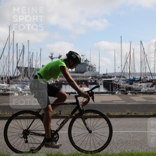 17.08.2025 - KN Förde Triathlon 2025 Yannick Fuchs http://msf.ph/oto/8618469 17.08.2025 09:59:45 Radfahren 140, 187 meine-sportfotos.de