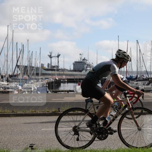 17.08.2025 - KN Förde Triathlon 2025 Yannick Fuchs http://msf.ph/oto/8618484 17.08.2025 10:00:07 Radfahren 118, 120, 173, 179, 189, 192, 240, 241, 248 meine-sportfotos.de
