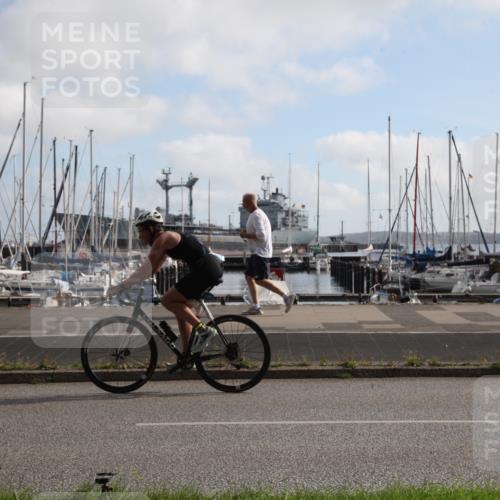 17.08.2025 - KN Förde Triathlon 2025 Yannick Fuchs http://msf.ph/oto/8618493 17.08.2025 10:00:11 Radfahren 118, 120, 173, 179, 189, 192, 240, 241, 249 meine-sportfotos.de