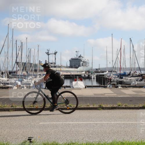 17.08.2025 - KN Förde Triathlon 2025 Yannick Fuchs http://msf.ph/oto/8618639 17.08.2025 10:04:18 Radfahren 111, 196, 211, 218, 224, 234 meine-sportfotos.de
