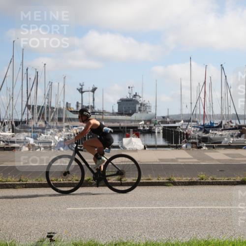 17.08.2025 - KN Förde Triathlon 2025 Yannick Fuchs http://msf.ph/oto/8618648 17.08.2025 10:04:33 Radfahren 182, 184, 188 meine-sportfotos.de
