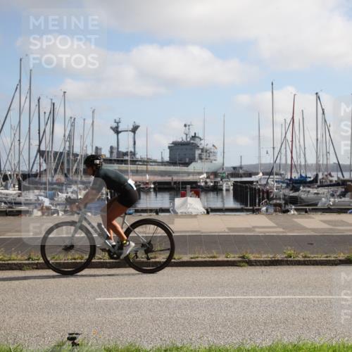 17.08.2025 - KN Förde Triathlon 2025 Yannick Fuchs http://msf.ph/oto/8618673 17.08.2025 10:05:09 Radfahren 155, 163, 186 meine-sportfotos.de