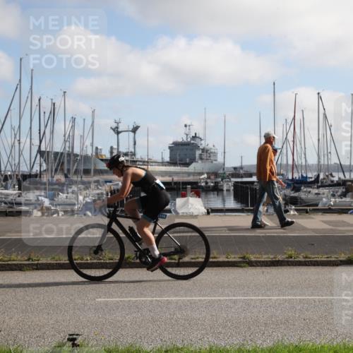 17.08.2025 - KN Förde Triathlon 2025 Yannick Fuchs http://msf.ph/oto/8618704 17.08.2025 10:05:59 Radfahren 111, 131, 174, 207, 210, 211, 218, 234 meine-sportfotos.de