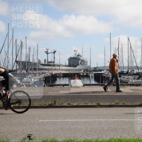 17.08.2025 - KN Förde Triathlon 2025 Yannick Fuchs http://msf.ph/oto/8618707 17.08.2025 10:05:59 Radfahren 111, 131, 174, 207, 210, 211, 218, 234 meine-sportfotos.de