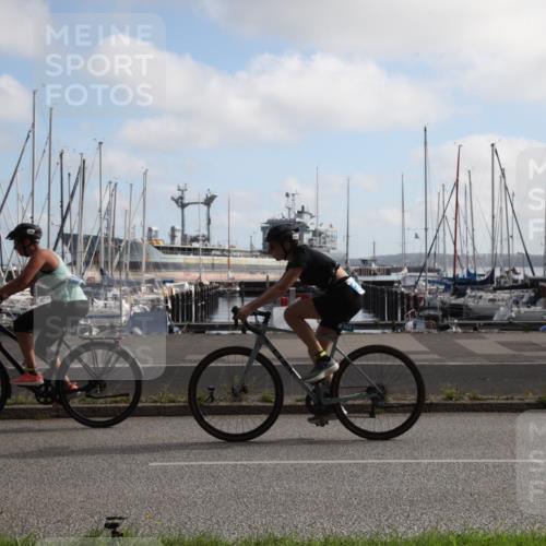 17.08.2025 - KN Förde Triathlon 2025 Yannick Fuchs http://msf.ph/oto/8618725 17.08.2025 10:06:14 Radfahren 167, 196, 199, 244 meine-sportfotos.de