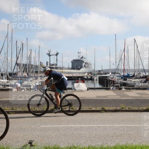17.08.2025 - KN Förde Triathlon 2025 Yannick Fuchs http://msf.ph/oto/8618742 17.08.2025 10:06:36 Radfahren 170, 182, 184, 212 meine-sportfotos.de