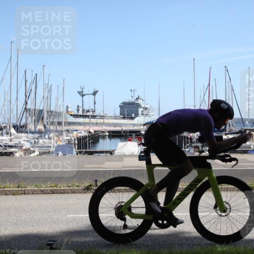 17.08.2025 - KN Förde Triathlon 2025 Yannick Fuchs http://msf.ph/oto/8618933 17.08.2025 11:01:33 Radfahren 266, 274 meine-sportfotos.de