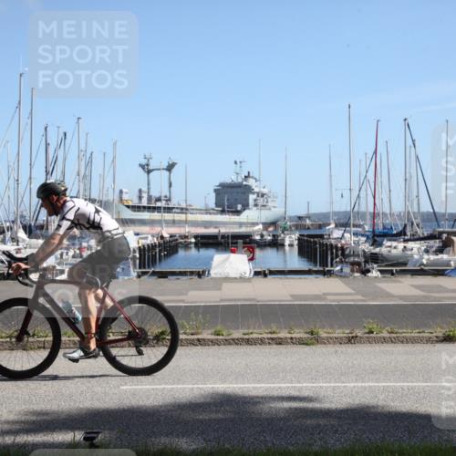 17.08.2025 - KN Förde Triathlon 2025 Yannick Fuchs http://msf.ph/oto/8619030 17.08.2025 11:06:28 Radfahren 297, 299 meine-sportfotos.de