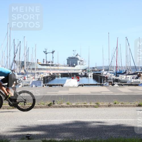 17.08.2025 - KN Förde Triathlon 2025 Yannick Fuchs http://msf.ph/oto/8619158 17.08.2025 11:10:17 Radfahren 275, 293, 325, 334, 605 meine-sportfotos.de