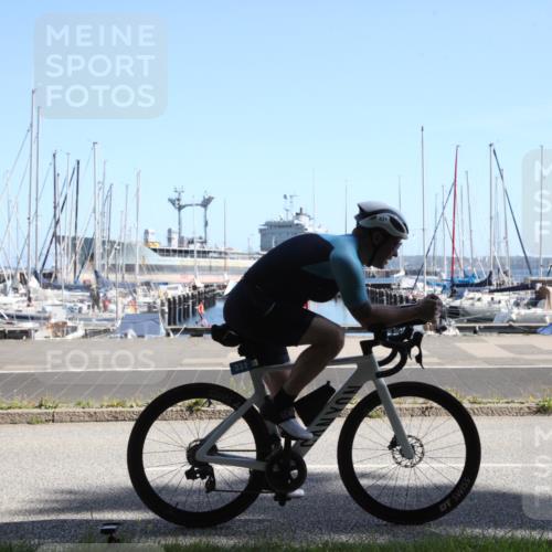 17.08.2025 - KN Förde Triathlon 2025 Yannick Fuchs http://msf.ph/oto/8619220 17.08.2025 11:11:13 Radfahren 331, 339, 348 meine-sportfotos.de