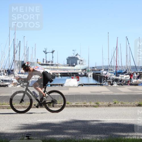 17.08.2025 - KN Förde Triathlon 2025 Yannick Fuchs http://msf.ph/oto/8619385 17.08.2025 11:13:45 Radfahren 281, 284, 371 meine-sportfotos.de