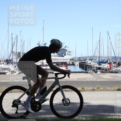 17.08.2025 - KN Förde Triathlon 2025 Yannick Fuchs http://msf.ph/oto/8619434 17.08.2025 11:14:33 Radfahren 263, 288, 306, 337, 349, 389 meine-sportfotos.de