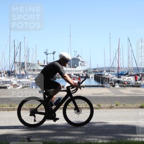 17.08.2025 - KN Förde Triathlon 2025 Yannick Fuchs http://msf.ph/oto/8619481 17.08.2025 11:15:12 Radfahren 281, 345, 353, 374, 380, 619, 621, 625, 632, 642 meine-sportfotos.de