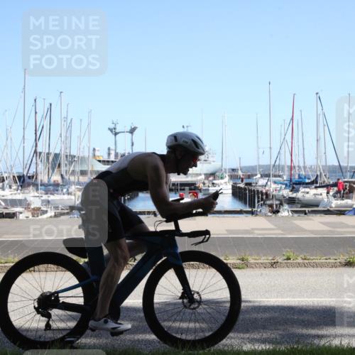 17.08.2025 - KN Förde Triathlon 2025 Yannick Fuchs http://msf.ph/oto/8619545 17.08.2025 11:16:13 Radfahren 266, 296, 310, 328, 335, 344, 368, 618, 626, 628, 630 meine-sportfotos.de