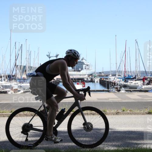 17.08.2025 - KN Förde Triathlon 2025 Yannick Fuchs http://msf.ph/oto/8619554 17.08.2025 11:16:20 Radfahren 266, 296, 303, 328, 335 meine-sportfotos.de