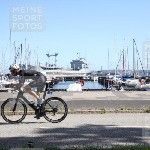 17.08.2025 - KN Förde Triathlon 2025 Yannick Fuchs http://msf.ph/oto/8619714 17.08.2025 11:19:49 Radfahren 269, 270, 278, 302, 325, 331, 385, 390 meine-sportfotos.de