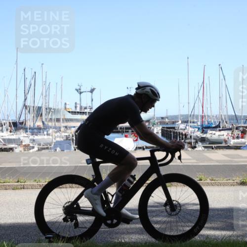 17.08.2025 - KN Förde Triathlon 2025 Yannick Fuchs http://msf.ph/oto/8619842 17.08.2025 11:22:10 Radfahren 267, 273, 280, 324, 387, 604, 607 meine-sportfotos.de