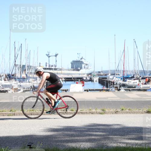 17.08.2025 - KN Förde Triathlon 2025 Yannick Fuchs http://msf.ph/oto/8619886 17.08.2025 11:23:01 Radfahren 281, 343, 370, 601 meine-sportfotos.de