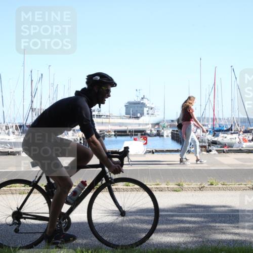 17.08.2025 - KN Förde Triathlon 2025 Yannick Fuchs http://msf.ph/oto/8620061 17.08.2025 11:27:15 Radfahren 274, 285, 337, 625, 629, 630 meine-sportfotos.de