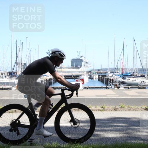17.08.2025 - KN Förde Triathlon 2025 Yannick Fuchs http://msf.ph/oto/8620188 17.08.2025 11:32:36 Radfahren 291, 324, 363, 375, 604 meine-sportfotos.de