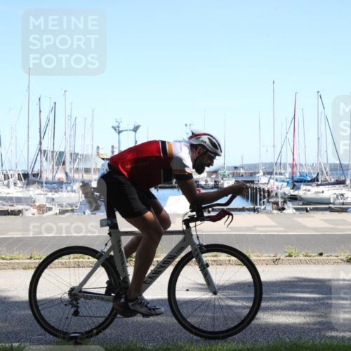 17.08.2025 - KN Förde Triathlon 2025 Yannick Fuchs http://msf.ph/oto/8620223 17.08.2025 11:33:48 Radfahren 281, 293, 306, 343, 356, 370, 389, 613, 638 meine-sportfotos.de