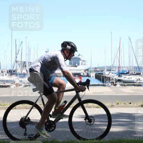 17.08.2025 - KN Förde Triathlon 2025 Yannick Fuchs http://msf.ph/oto/8620239 17.08.2025 11:34:31 Radfahren 300, 375 meine-sportfotos.de