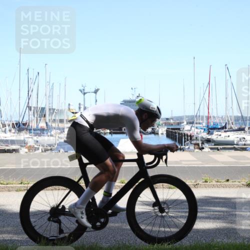 17.08.2025 - KN Förde Triathlon 2025 Yannick Fuchs http://msf.ph/oto/8620289 17.08.2025 11:36:05 Radfahren 300, 368, 608, 612 meine-sportfotos.de