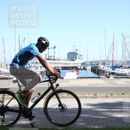 17.08.2025 - KN Förde Triathlon 2025 Yannick Fuchs http://msf.ph/oto/8620377 17.08.2025 11:39:24 Radfahren 320, 332, 377, 636 meine-sportfotos.de