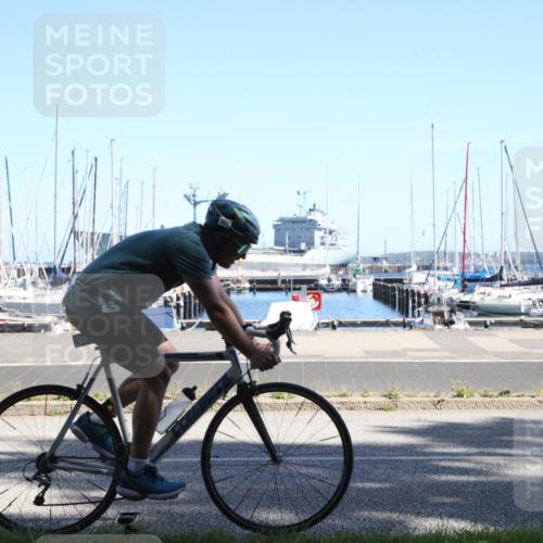 17.08.2025 - KN Förde Triathlon 2025 Yannick Fuchs http://msf.ph/oto/8620497 17.08.2025 11:45:58 Radfahren 311, 368, 374, 601, 629 meine-sportfotos.de