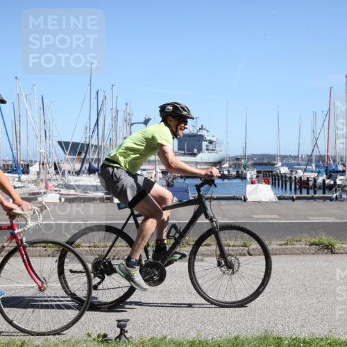 17.08.2025 - KN Förde Triathlon 2025 Yannick Fuchs http://msf.ph/oto/8620616 17.08.2025 11:57:23 Radfahren 375, 385 meine-sportfotos.de