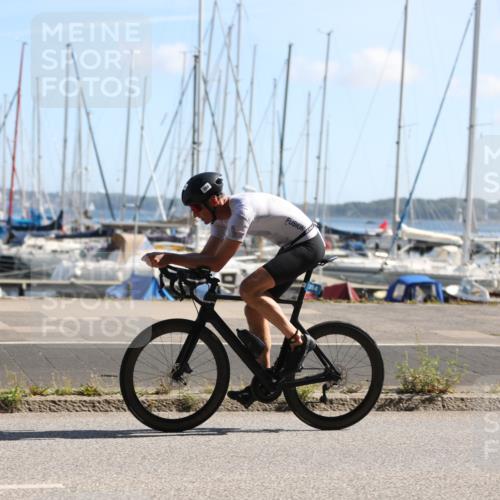 17.08.2025 - KN Förde Triathlon 2025 Yannick Fuchs http://msf.ph/oto/8621931 17.08.2025 10:59:25 Radfahren 264 meine-sportfotos.de