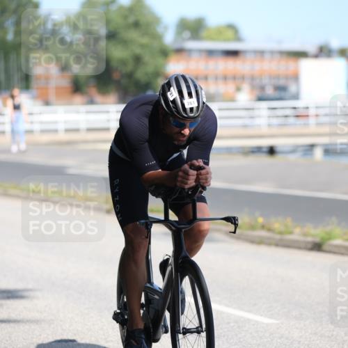 17.08.2025 - KN Förde Triathlon 2025 Yannick Fuchs http://msf.ph/oto/8621939 17.08.2025 11:00:10 Radfahren 261, 266, 267 meine-sportfotos.de