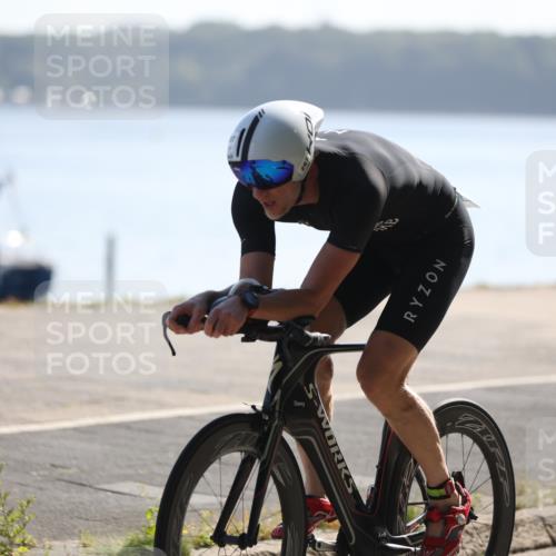 17.08.2025 - KN Förde Triathlon 2025 Yannick Fuchs http://msf.ph/oto/8621947 17.08.2025 11:00:15 Radfahren 267, 261, 266 meine-sportfotos.de