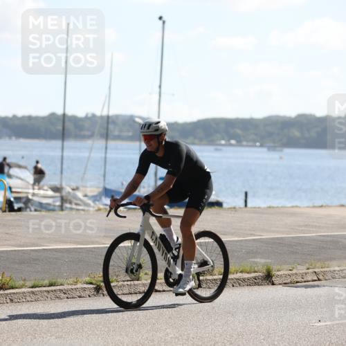 17.08.2025 - KN Förde Triathlon 2025 Yannick Fuchs http://msf.ph/oto/8622030 17.08.2025 11:03:08 Radfahren 263, 269, 278, 287, 273, 274, 280 meine-sportfotos.de