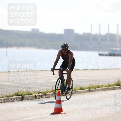 17.08.2025 - KN Förde Triathlon 2025 Yannick Fuchs http://msf.ph/oto/8622091 17.08.2025 11:05:09 Radfahren 282, 284, 296, 307 meine-sportfotos.de