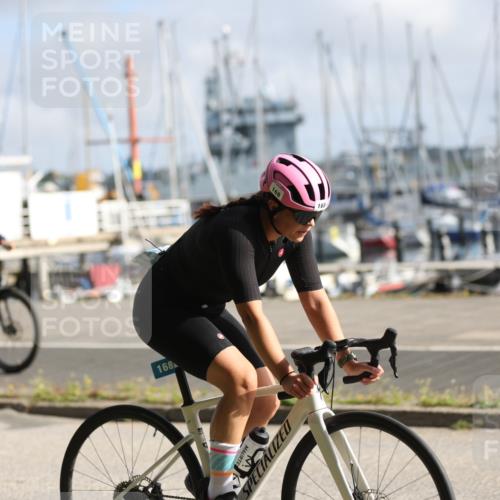17.08.2025 - KN Förde Triathlon 2025 Yannick Fuchs http://msf.ph/oto/8622092 17.08.2025 09:46:11 Radfahren 121, 168, 171, 213, 243, 249 meine-sportfotos.de